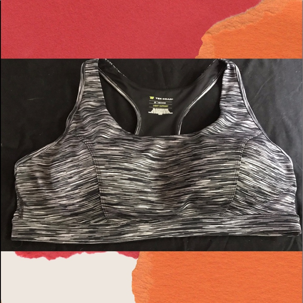 Women’s Sports Bra